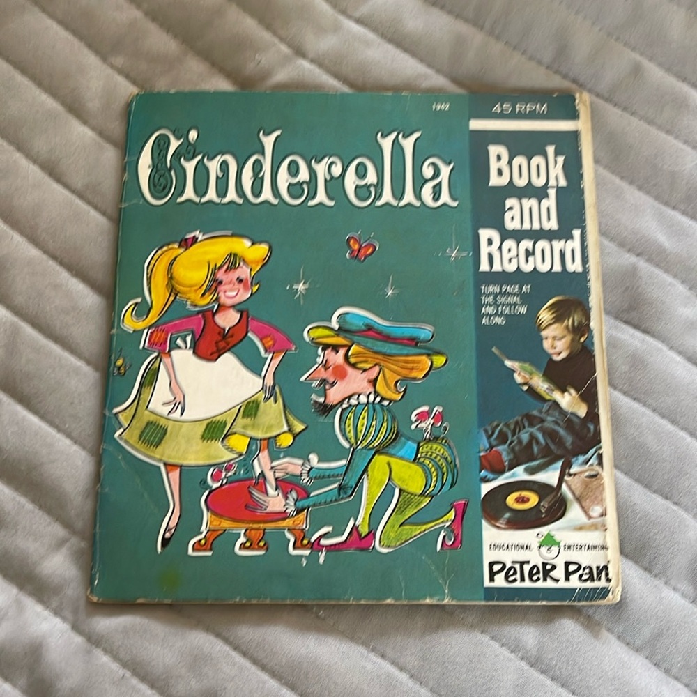 - 💿🎶 Book And Record  Vintage 1960/70 Cinderella   - Read Along